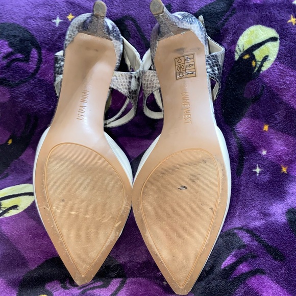 Snakeskin Nine West Heels - Picture 3 of 3